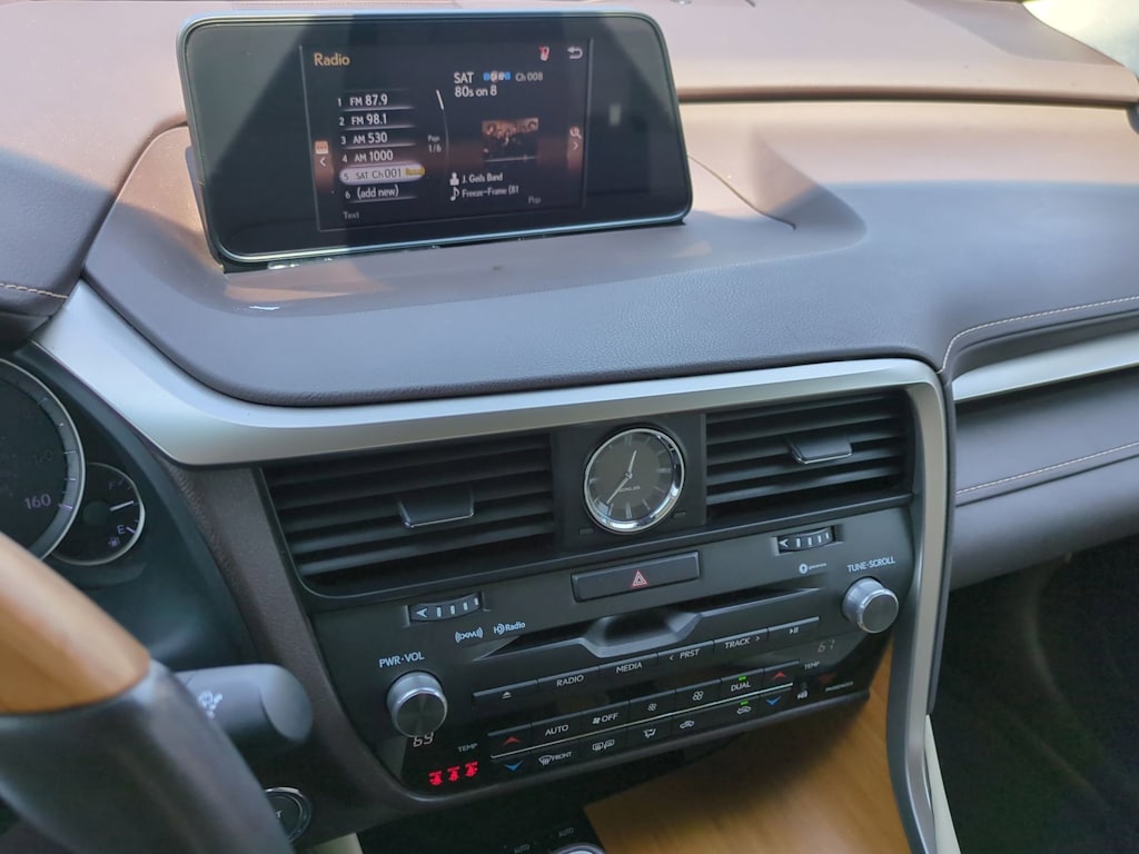 Thumbnail: 2019 Lexus RX - 33