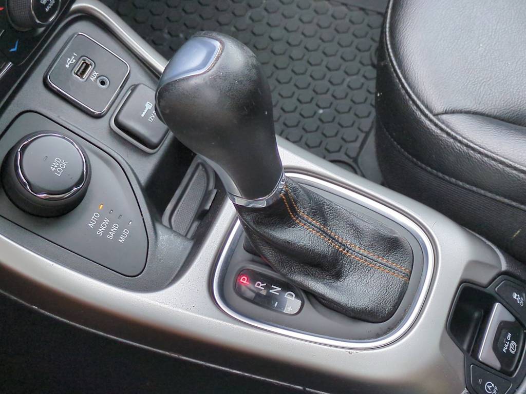 Thumbnail: 2021 Jeep Compass - 15