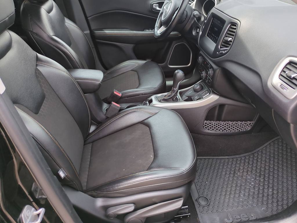 Thumbnail: 2021 Jeep Compass - 11