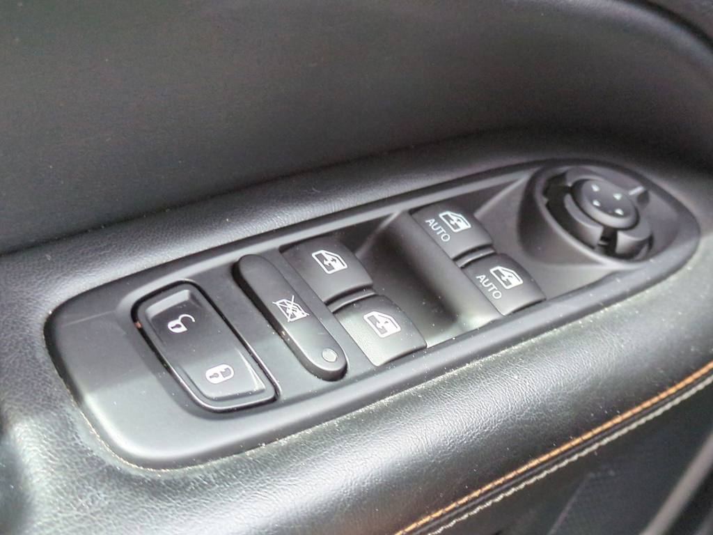 Thumbnail: 2021 Jeep Compass - 33
