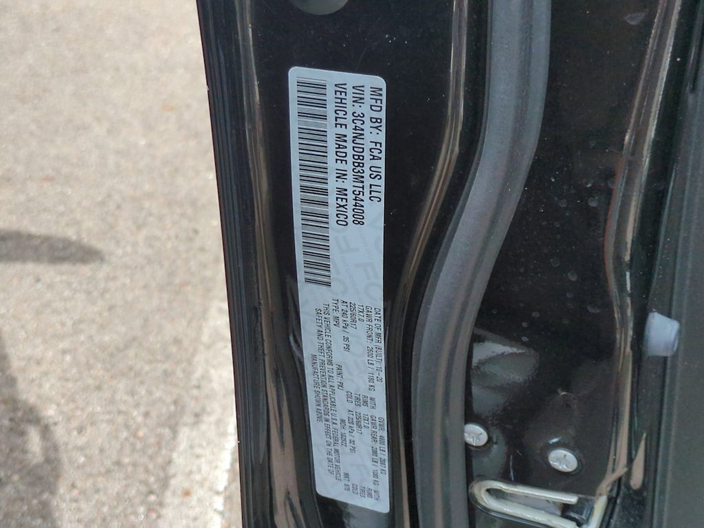 Thumbnail: 2021 Jeep Compass - 19