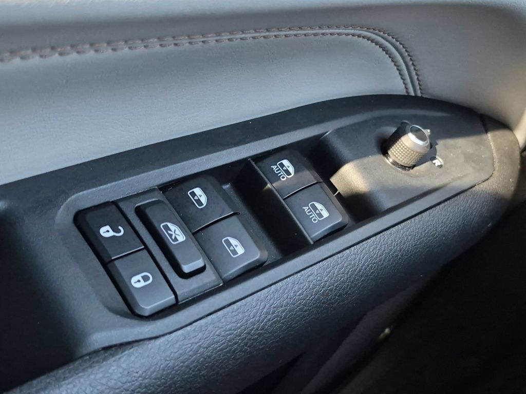 Thumbnail: 2024 Jeep Compass - 33