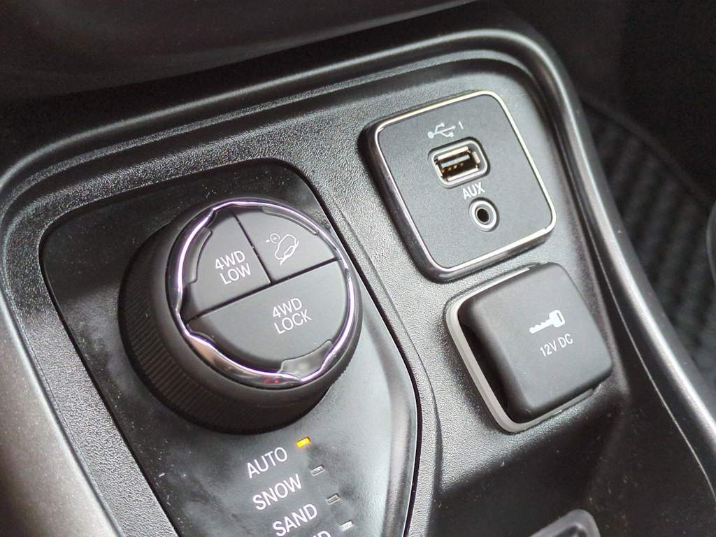 Thumbnail: 2019 Jeep Compass - 26