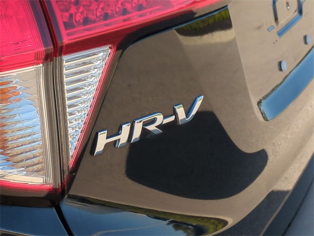 2022 Honda HR-V LX 25