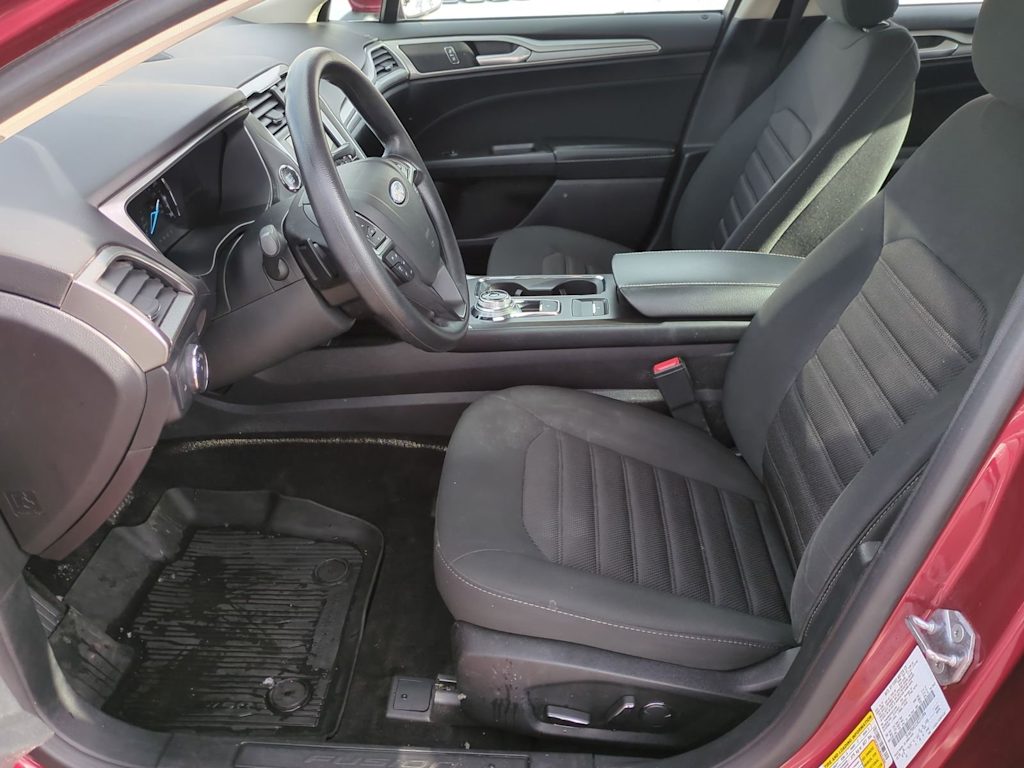 Thumbnail: 2018 Ford Fusion - 10