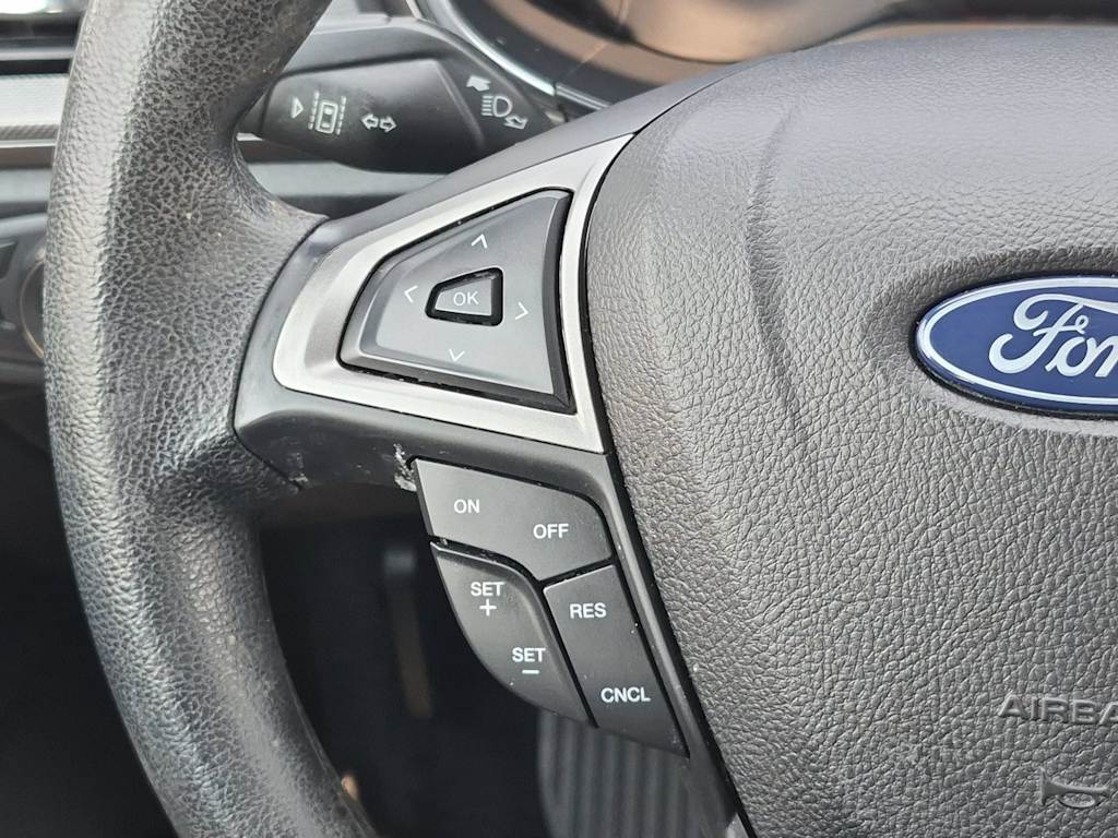 Thumbnail: 2020 Ford Fusion - 28