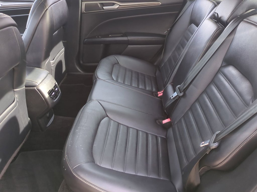 Thumbnail: 2017 Ford Fusion - 28