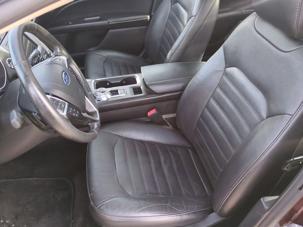 Thumbnail: 2017 Ford Fusion - 10