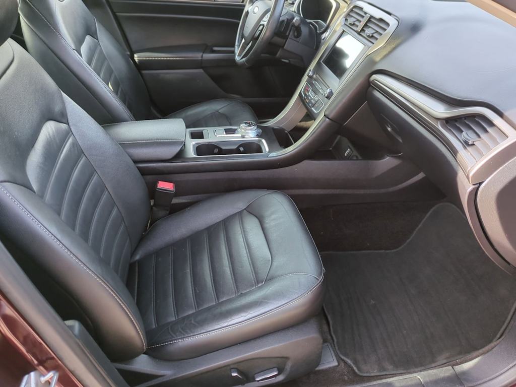 Thumbnail: 2017 Ford Fusion - 11