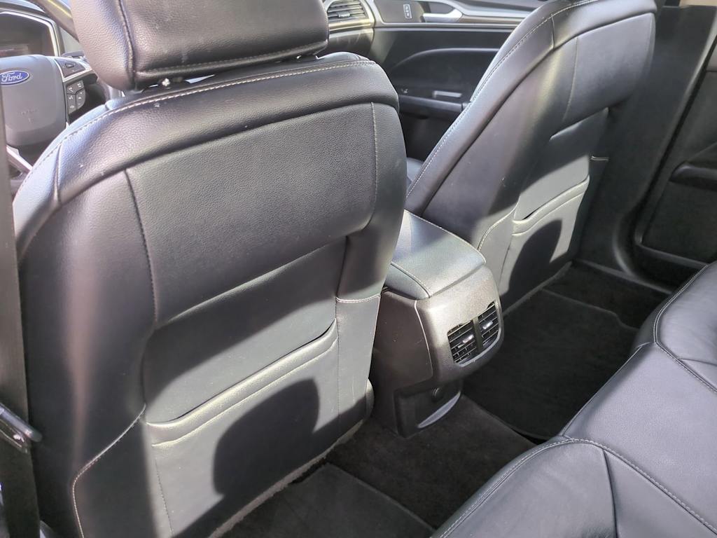 Thumbnail: 2017 Ford Fusion - 12