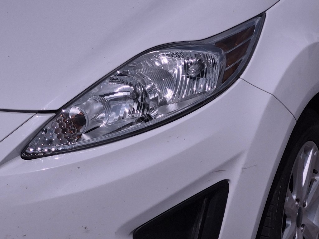 Thumbnail: 2013 Ford Fiesta - 23