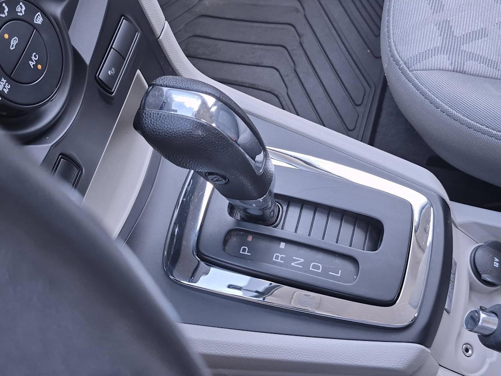 Thumbnail: 2013 Ford Fiesta - 15