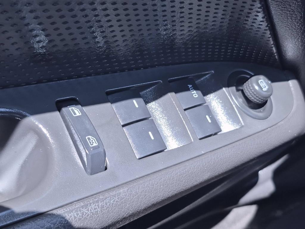 Thumbnail: 2007 Ford Fusion - 32