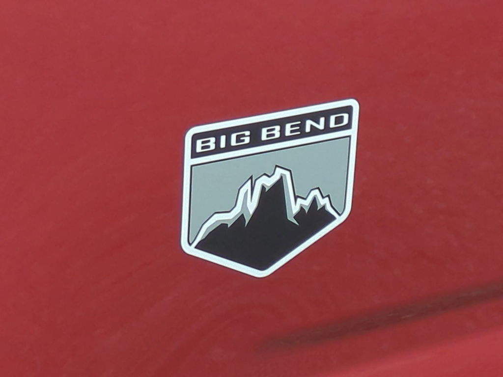Thumbnail: 2023 Ford Bronco Sport - 24