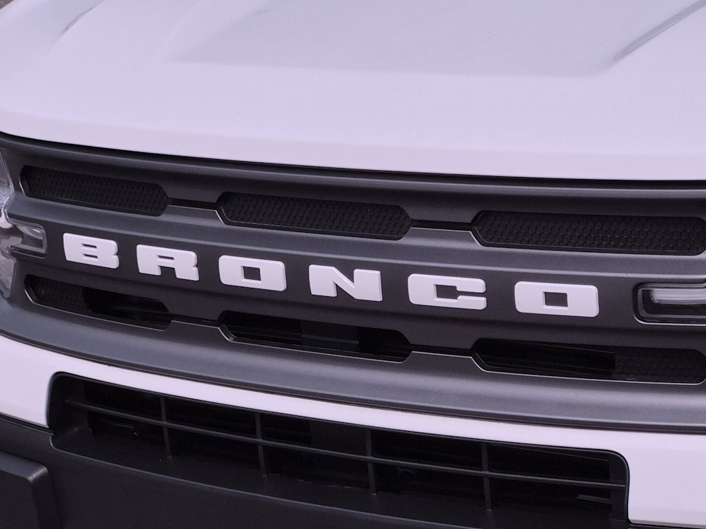 Thumbnail: 2023 Ford Bronco Sport - 6