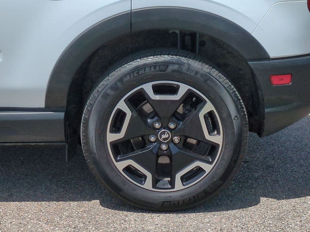 Thumbnail: 2023 Ford Bronco Sport - 7