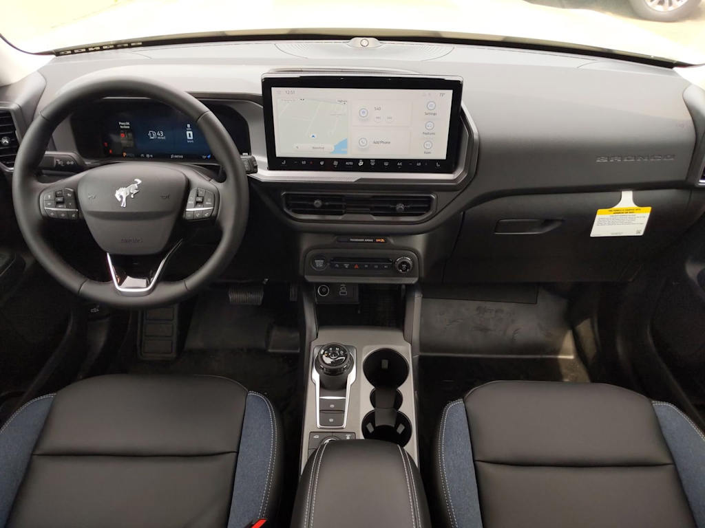 Thumbnail: 2025 Ford Bronco Sport - 10