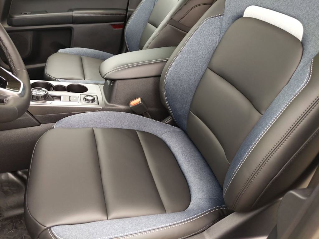 Thumbnail: 2025 Ford Bronco Sport - 11