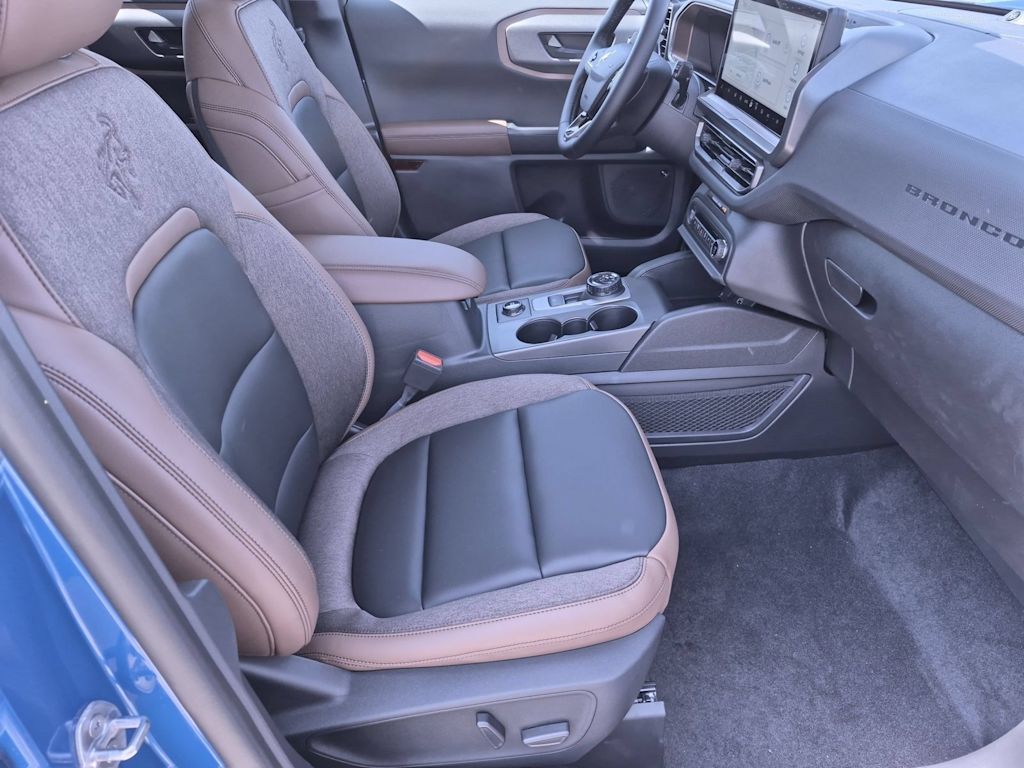 Thumbnail: 2026 Ford Bronco Sport - 11