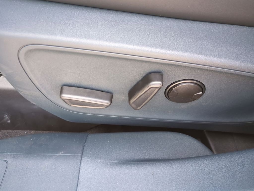 Thumbnail: 2025 Ford Maverick - 24