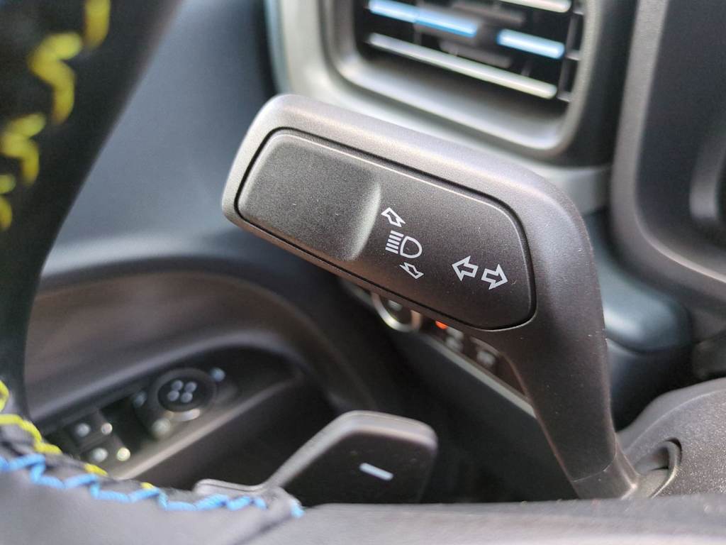 Thumbnail: 2025 Ford Maverick - 32