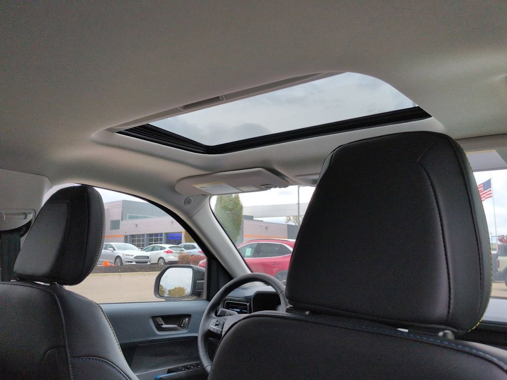 Thumbnail: 2025 Ford Maverick - 29