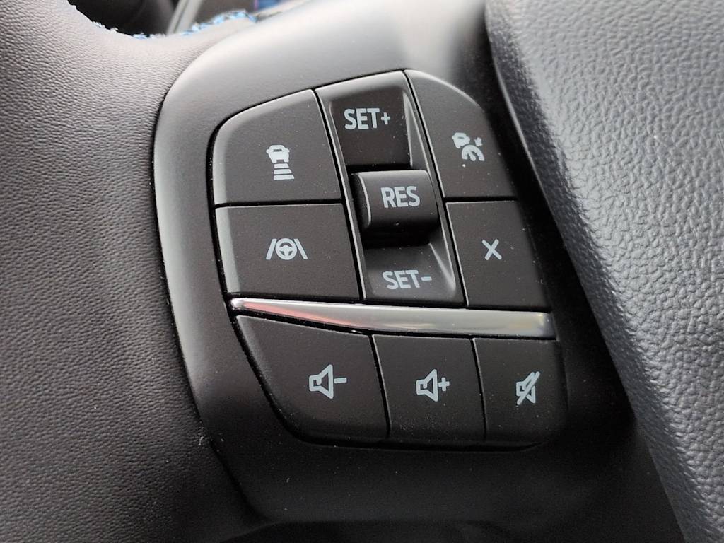 Thumbnail: 2025 Ford Maverick - 30