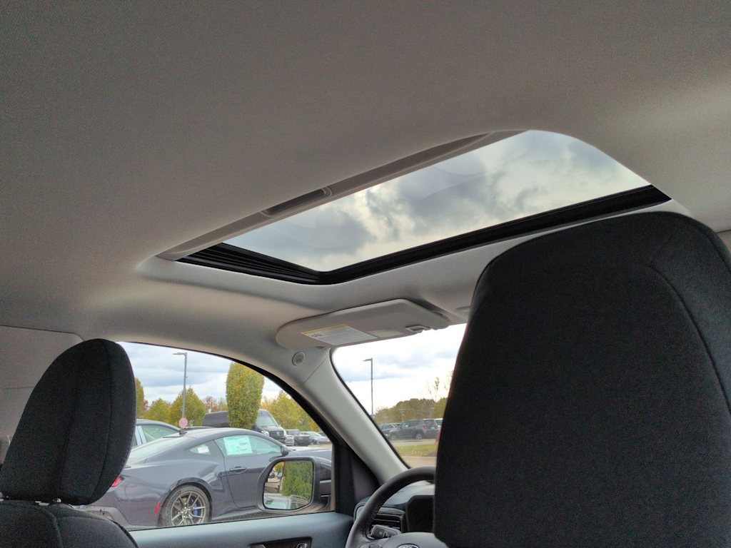 Thumbnail: 2025 Ford Maverick - 31