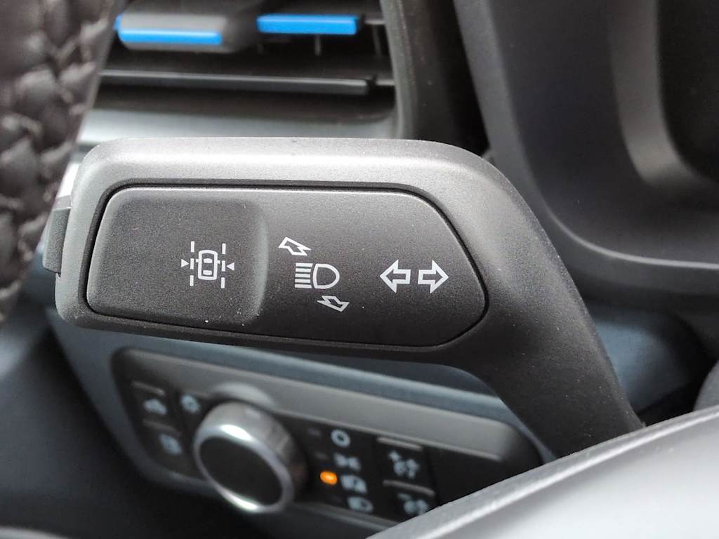 Thumbnail: 2025 Ford Maverick - 35