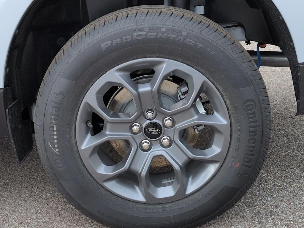 Thumbnail: 2025 Ford Maverick - 8