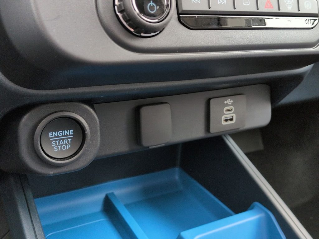 Thumbnail: 2025 Ford Maverick - 38