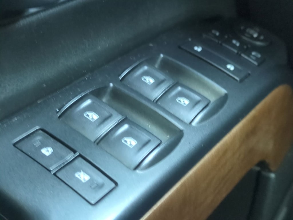 Thumbnail: 2017 Chevrolet Silverado 1500 - 32