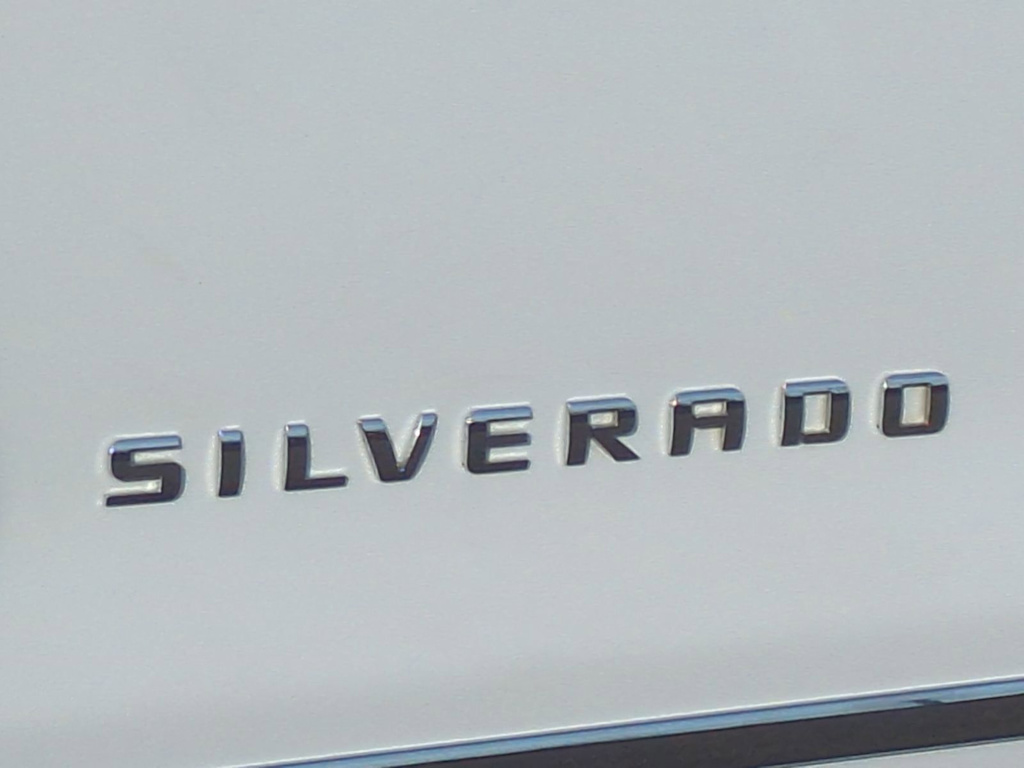 Thumbnail: 2017 Chevrolet Silverado 1500 - 23