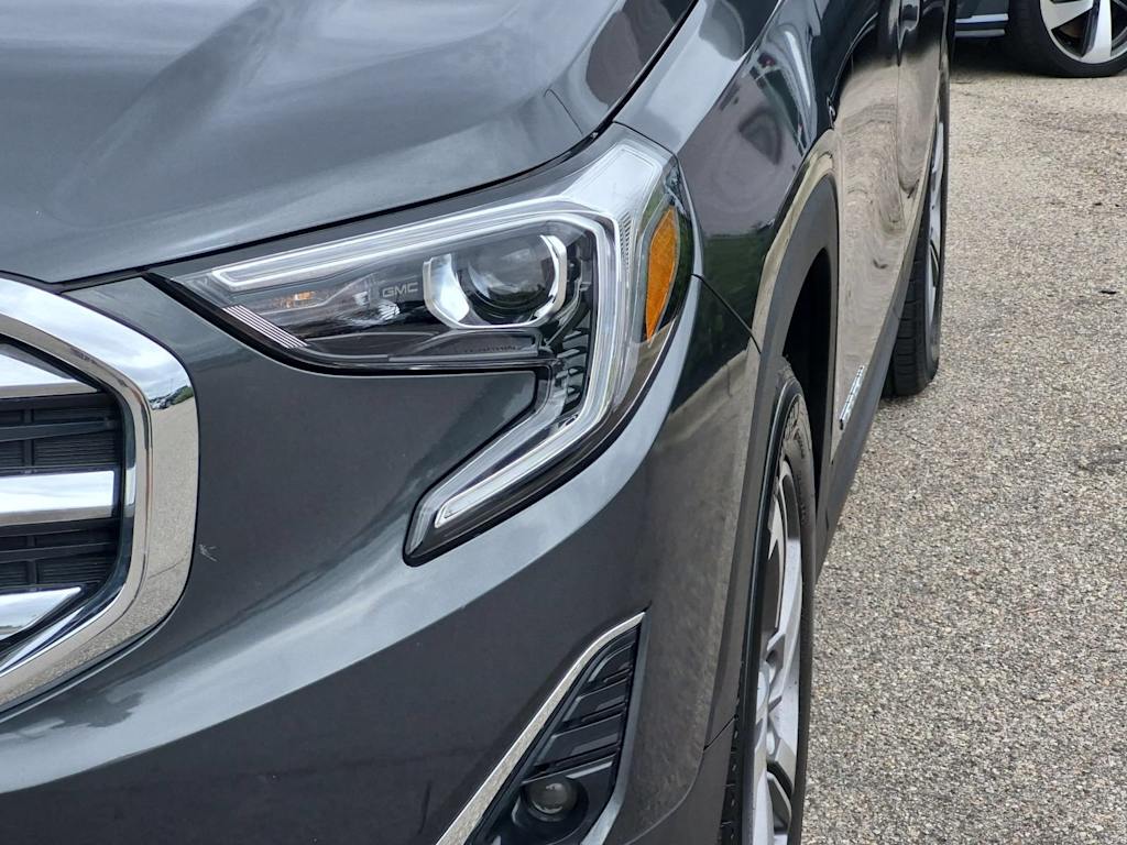 Thumbnail: 2021 GMC Terrain - 23