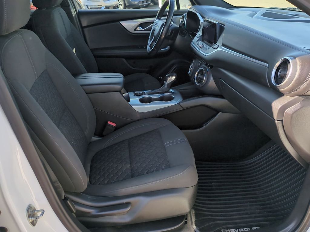 Thumbnail: 2020 Chevrolet Blazer - 11