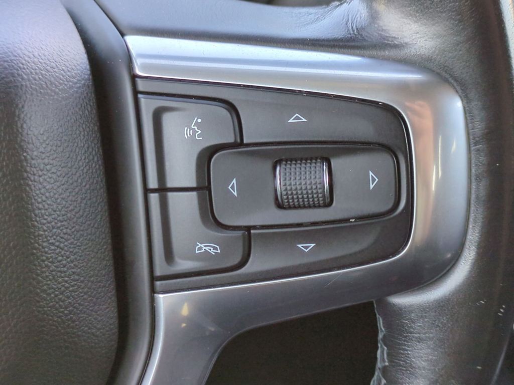 Thumbnail: 2020 Chevrolet Blazer - 30