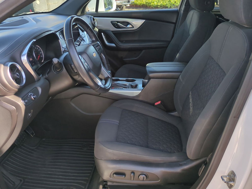 Thumbnail: 2020 Chevrolet Blazer - 10