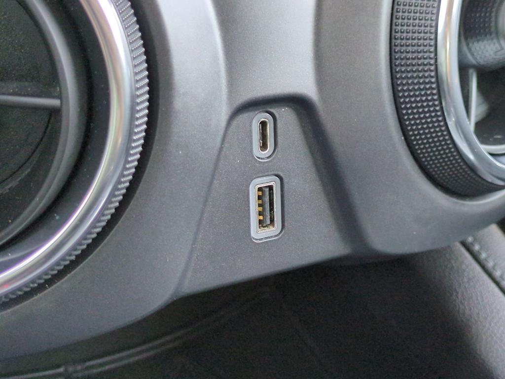 Thumbnail: 2020 Chevrolet Blazer - 33