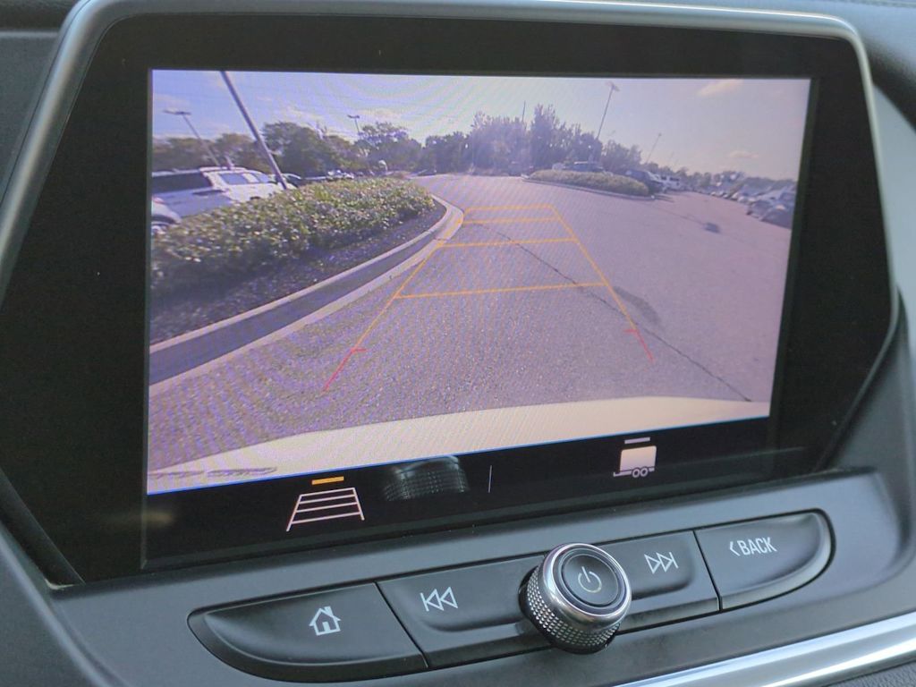 Thumbnail: 2020 Chevrolet Blazer - 32