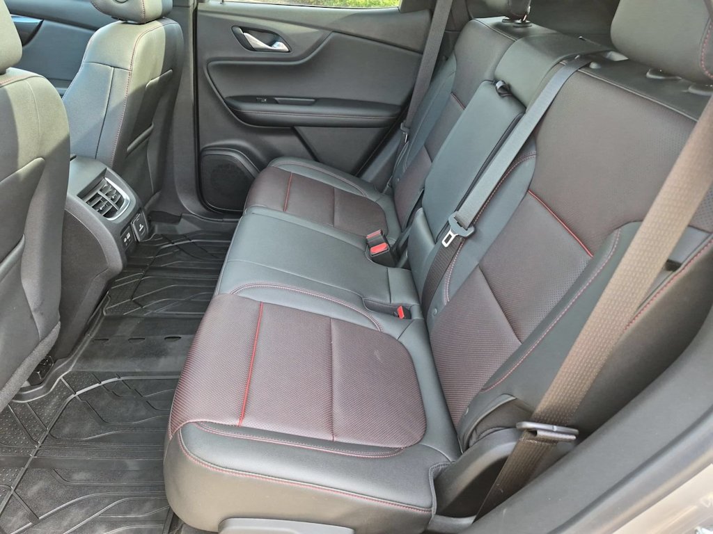 Thumbnail: 2021 Chevrolet Blazer - 28