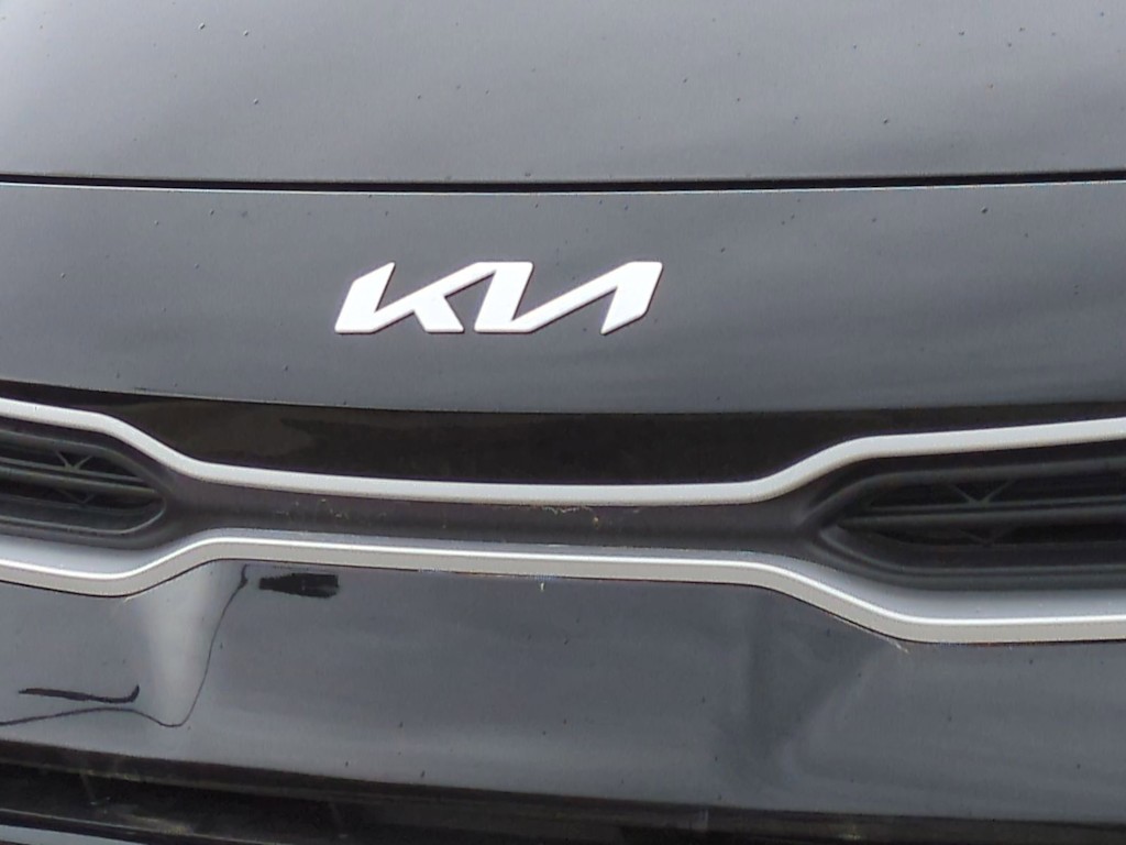 Thumbnail: 2022 Kia Rio - 7