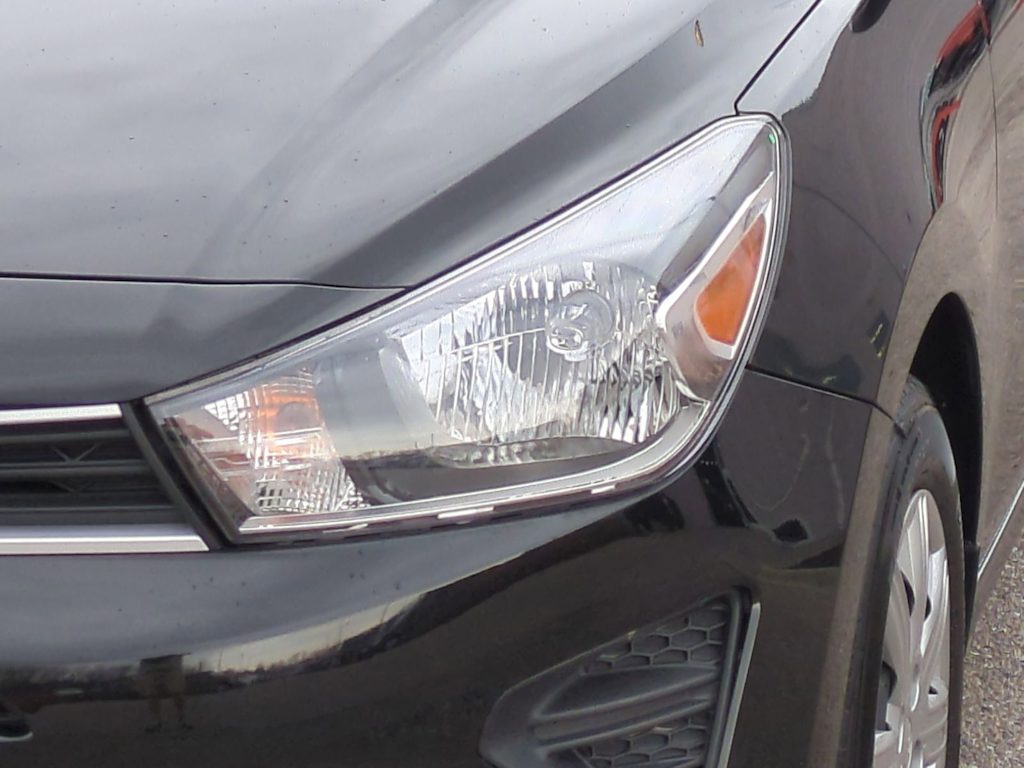 Thumbnail: 2022 Kia Rio - 24