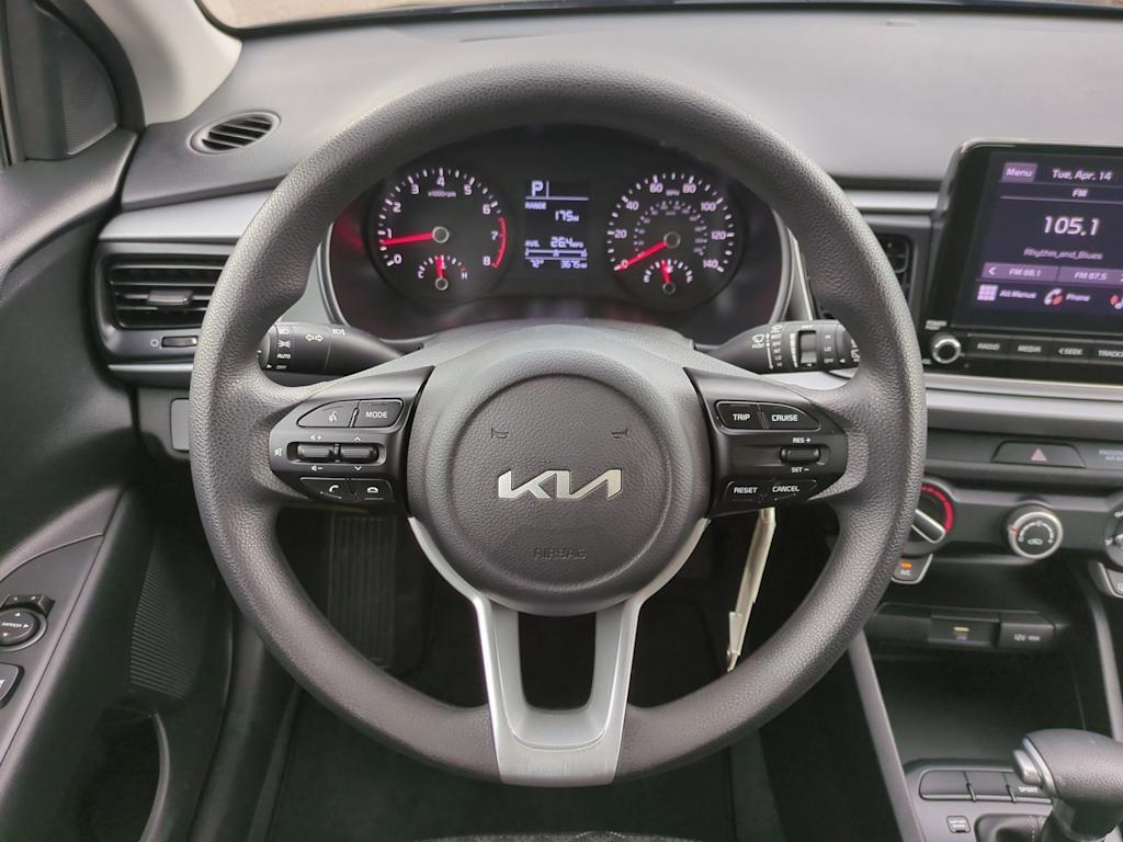 Thumbnail: 2022 Kia Rio - 13