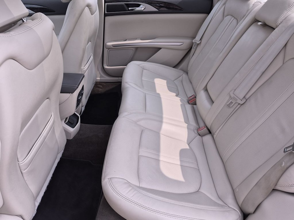 Thumbnail: 2014 Lincoln MKZ - 12