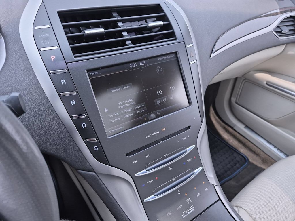 Thumbnail: 2014 Lincoln MKZ - 14