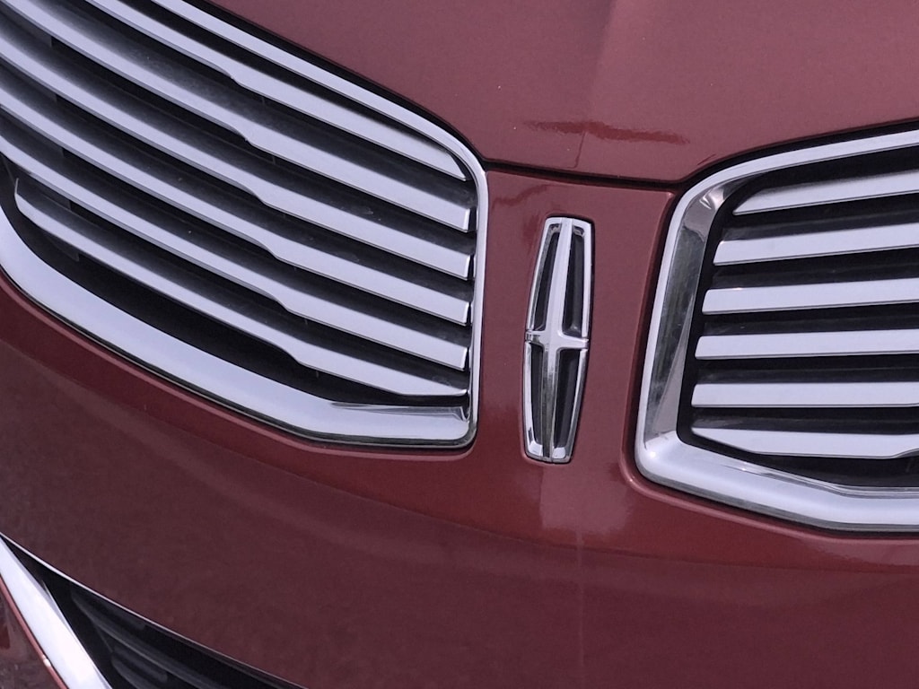 Thumbnail: 2014 Lincoln MKZ - 7