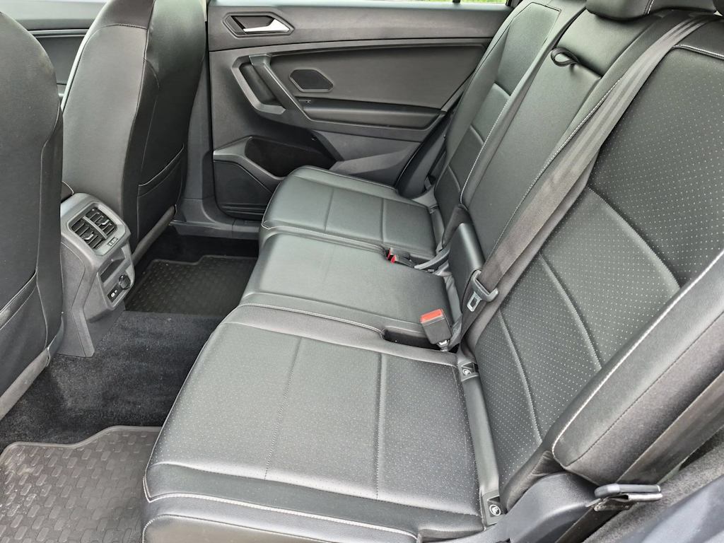 Thumbnail: 2021 Volkswagen Tiguan - 27