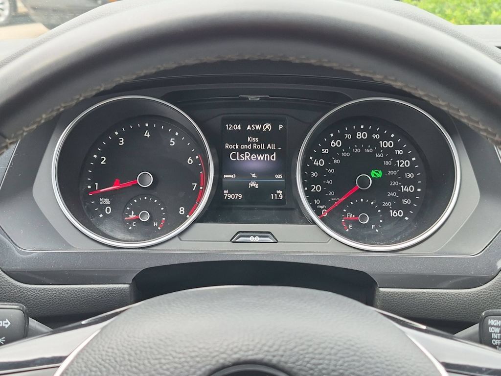 Thumbnail: 2021 Volkswagen Tiguan - 35