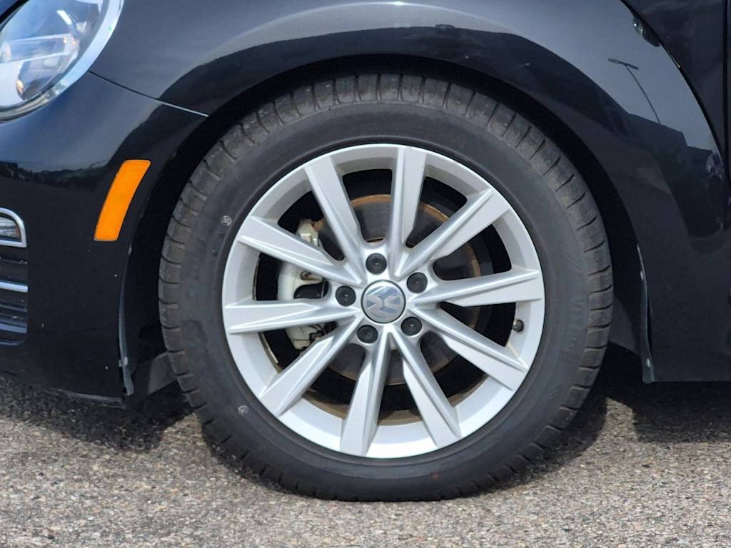Thumbnail: 2019 Volkswagen Beetle - 8