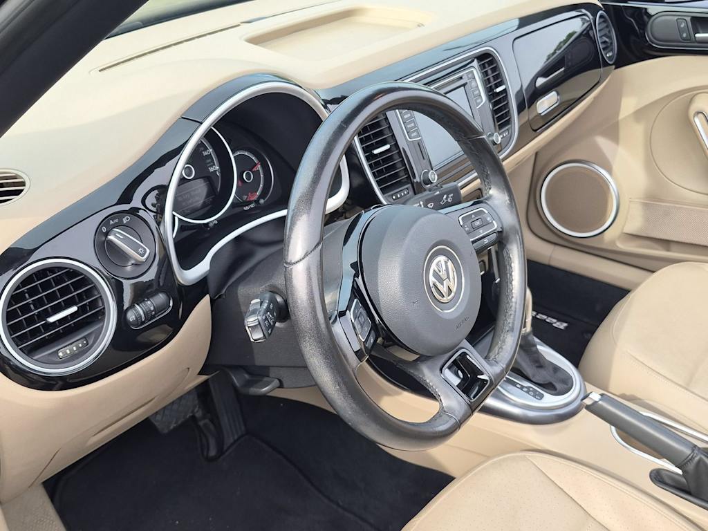 Thumbnail: 2019 Volkswagen Beetle - 2